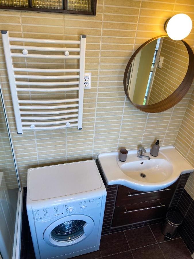 Fresh Smartly Designed Studio Flat & Sunny Balcony 부다페스트 외부 사진
